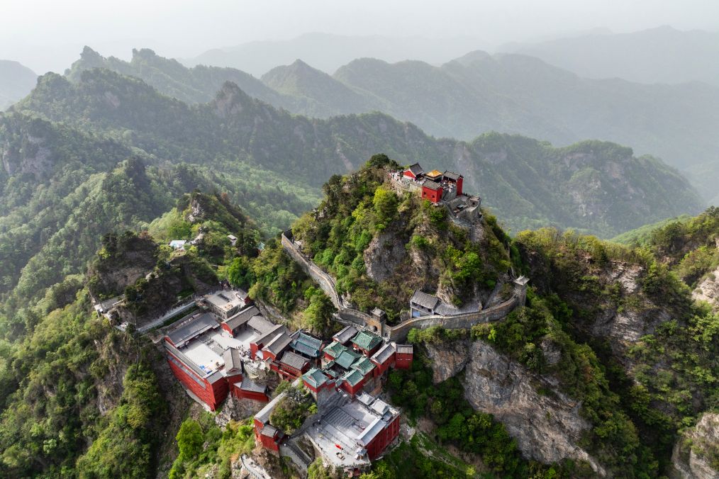 专业英国威廉集团服务